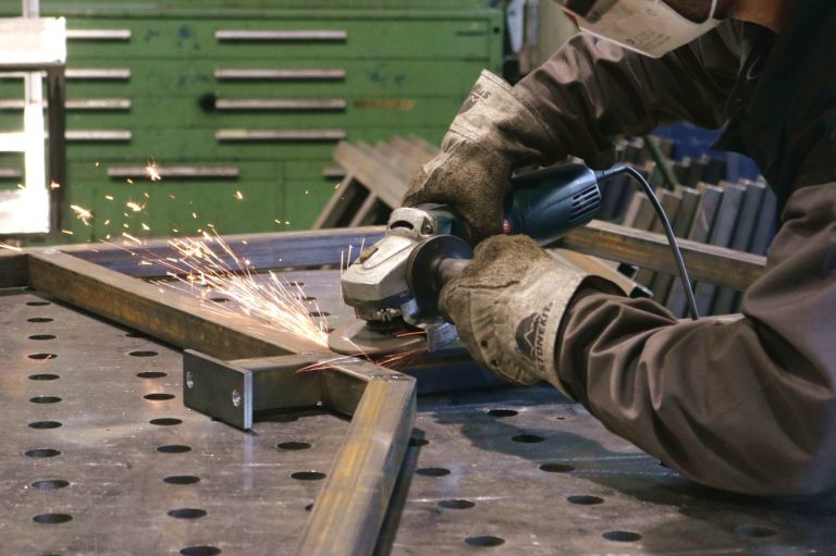 Mitarbeiter beim Flexen